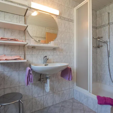 Haus Aurora By Interhome 萨斯格伦德